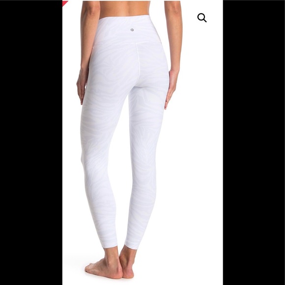 SOLD - NWT 90 Degrees by Reflex Workout Legging - Medium - Picture 4 of 11